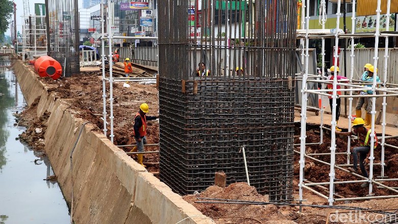 Proyek LRT Jakarta Warisan Ahok Dikebut Rampung Akhir 2017 Proyek LRT Jakarta Warisan Ahok Dikebut Rampung Akhir 2017