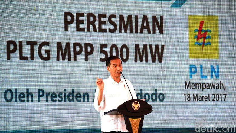 Jokowi: Ketersediaan Listrik Percepat Pertumbuhan Ekonomi RI Jokowi: Ketersediaan Listrik Percepat Pertumbuhan Ekonomi RI