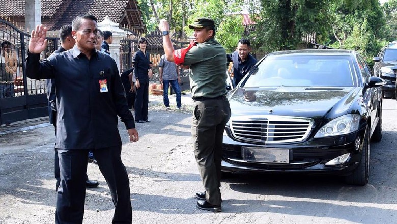 Mobil Kepresidenan Jumlahnya 10, Ada Sedan, Jip, dan Limosin Mobil Kepresidenan Jumlahnya 10, Ada Sedan, Jip, dan Limosin