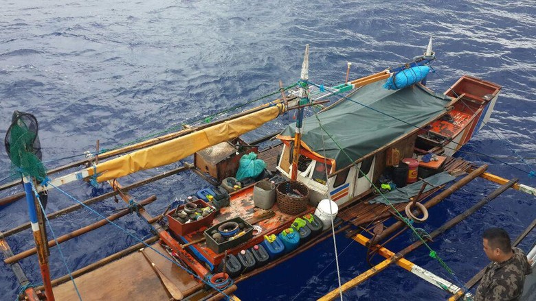 Kota di Tengah Laut Lenyap, Banyak Ikan Besar di Dekat Pantai Kota di Tengah Laut Lenyap, Banyak Ikan Besar di Dekat Pantai