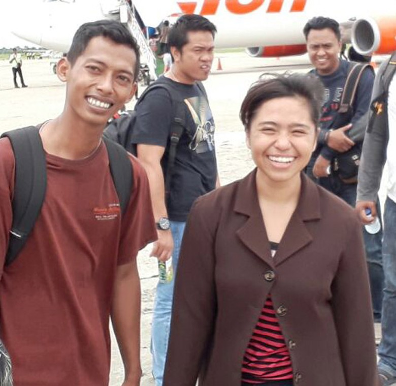 Ini Penampakan Beatrix dan Sang Pacar Saat Dibawa ke Surabaya Ini Penampakan Beatrix dan Sang Pacar Saat Dibawa ke Surabaya