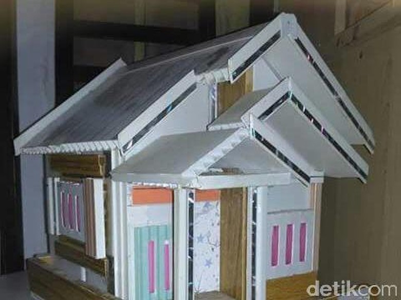 Sentuhan Bang Amat Sulap Plafon Bekas Jadi Miniatur Mewah Sentuhan Bang Amat Sulap Plafon Bekas Jadi Miniatur Mewah