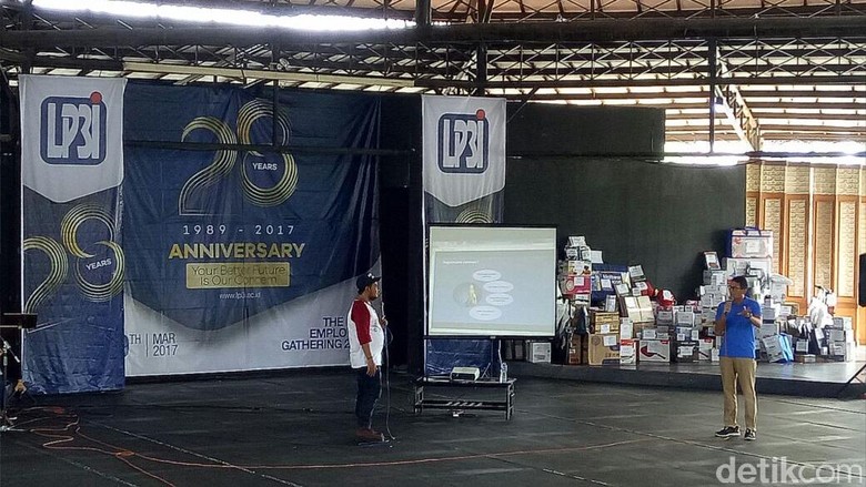 Sandiaga Minta Mahasiswa Tak Takut Mulai dari Hal Kecil Sandiaga Minta Mahasiswa Tak Takut Mulai dari Hal Kecil