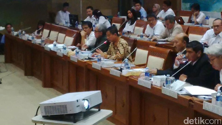 Jonan Soroti Biaya Distribusi Gas di Tanjung Benoa Jonan Soroti Biaya Distribusi Gas di Tanjung Benoa