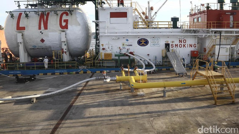 RI Masih Surplus Gas, Ada 18 Kargo LNG Belum Terjual RI Masih Surplus Gas, Ada 18 Kargo LNG Belum Terjual