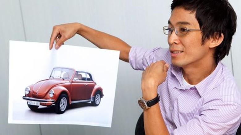 Ini Pesan Chris Lesmana untuk Desainer Muda Indonesia Ini Pesan Chris Lesmana untuk Desainer Muda Indonesia