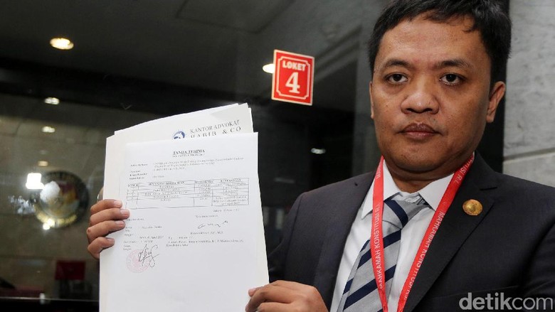 Perppu Ormas Kembali Digugat ke MK Perppu Ormas Kembali Digugat ke MK