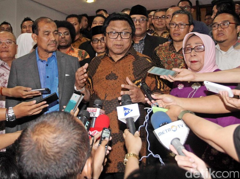 Dana Reses Disetop, OSO: Itu Bamus yang Putuskan, Bukan Saya Dana Reses Disetop, OSO: Itu Bamus yang Putuskan, Bukan Saya