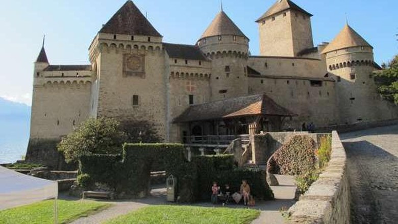 Chateau de Chillon atau Kastil Chillon (Ardhi/detikTravel) Chateau de Chillon atau Kastil Chillon (Ardhi/detikTravel)