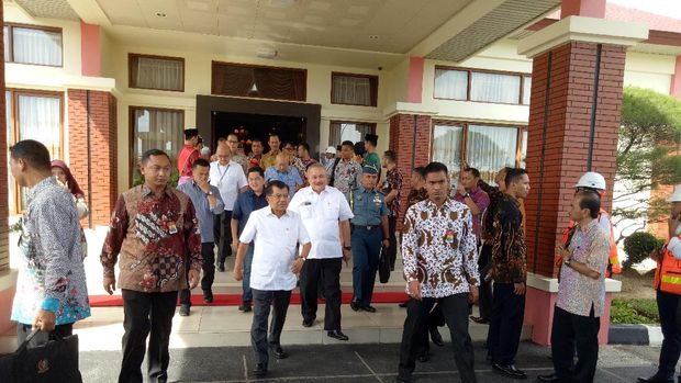 JK tiba di Palembang.
