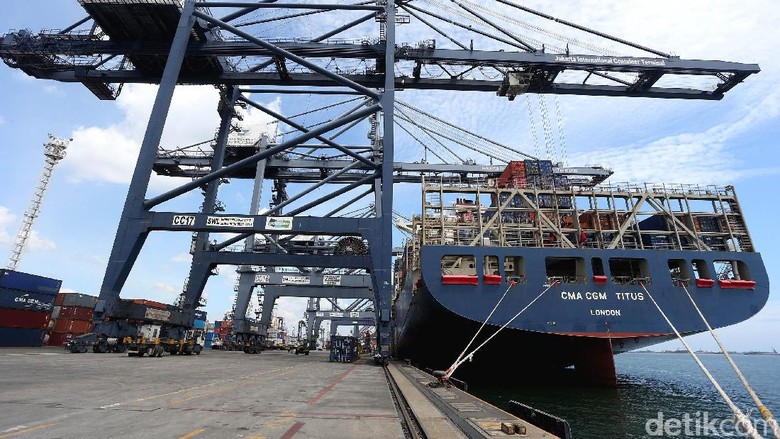 Saingi Singapura, Tanjung Priok Bisa Disandari Kapal Raksasa 15.000 TEUs Saingi Singapura, Tanjung Priok Bisa Disandari Kapal Raksasa 15.000 TEUs