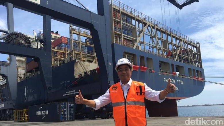 Priok Disandari Kapal Raksasa, Menhub: Harus Saingi Singapura Priok Disandari Kapal Raksasa, Menhub: Harus Saingi Singapura
