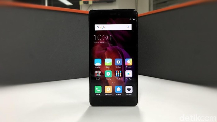 Xiaomi Redmi Note 4. Foto: detikINET/Adi Fida Rahman Xiaomi Redmi Note 4. Foto: detikINET/Adi Fida Rahman