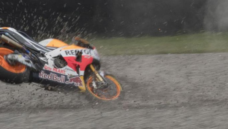 Balapan Kelabu Repsol Honda: Deja vu Turn 2 Marquez-Pedrosa Balapan Kelabu Repsol Honda: Deja vu Turn 2 Marquez-Pedrosa