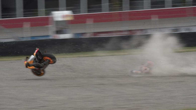 Pengalaman Pertama Marquez: Ada DNF Setelah Dua Seri Awal Pengalaman Pertama Marquez: Ada DNF Setelah Dua Seri Awal