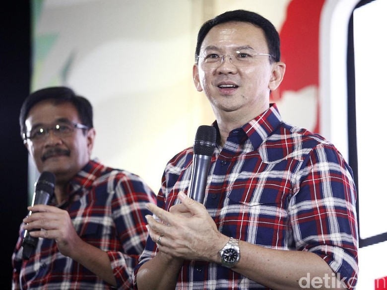 LSI Denny JA: Tingkat Kepuasan terhadap Ahok-Djarot Mencapai 73% LSI Denny JA: Tingkat Kepuasan terhadap Ahok-Djarot Mencapai 73%