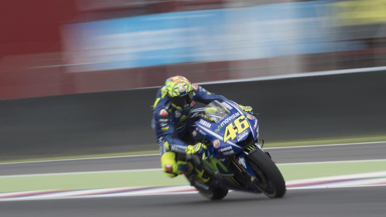 Terkejut dengan Performa Rossi, Bos Honda Beri Ucapan Selamat Terkejut dengan Performa Rossi, Bos Honda Beri Ucapan Selamat