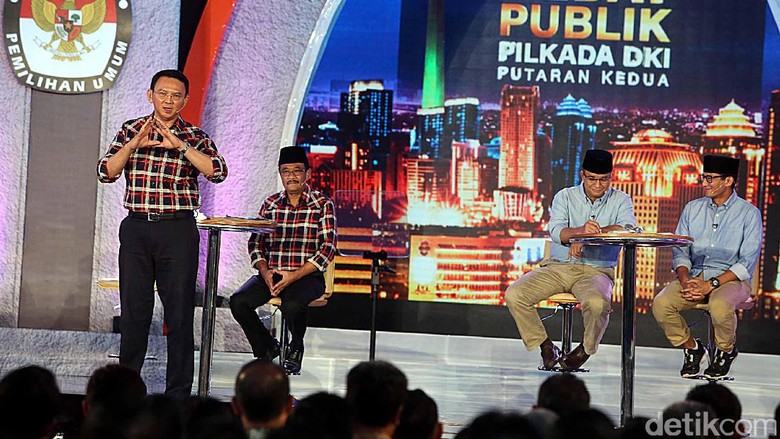 Ahok ke Anies: Warga DKI Bergaji Rp 7 Juta ke Bawah Dapat Rumah Apa? Ahok ke Anies: Warga DKI Bergaji Rp 7 Juta ke Bawah Dapat Rumah Apa?