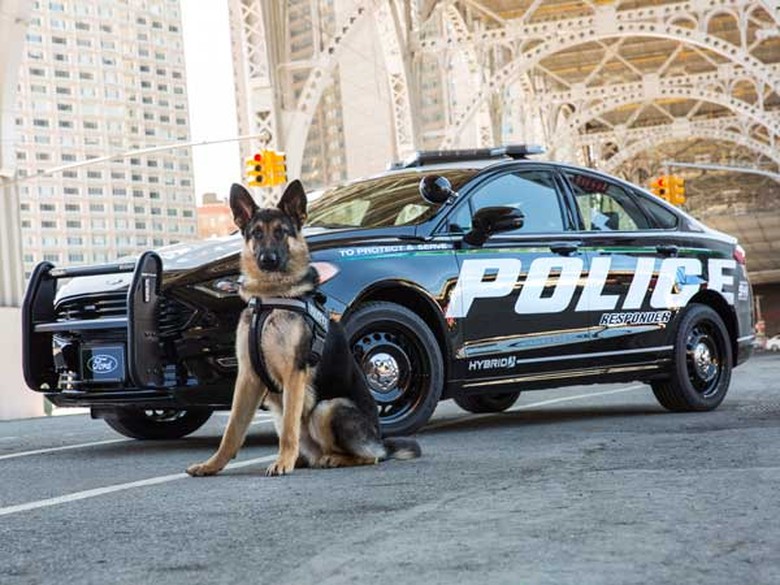 Mobil Hybrid untuk Polisi Buatan Amerika Mobil Hybrid untuk Polisi Buatan Amerika