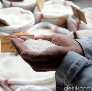 Harga Beras RI Lebih Mahal Ketimbang di Luar Negeri