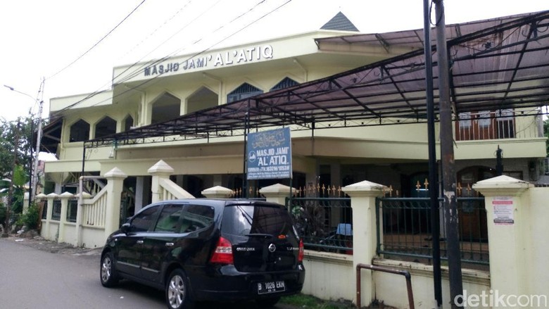 Cerita Eks Takmir Masjid yang Salat Bareng Djarot: Tak Ada Kata Usir Cerita Eks Takmir Masjid yang Salat Bareng Djarot: Tak Ada Kata Usir