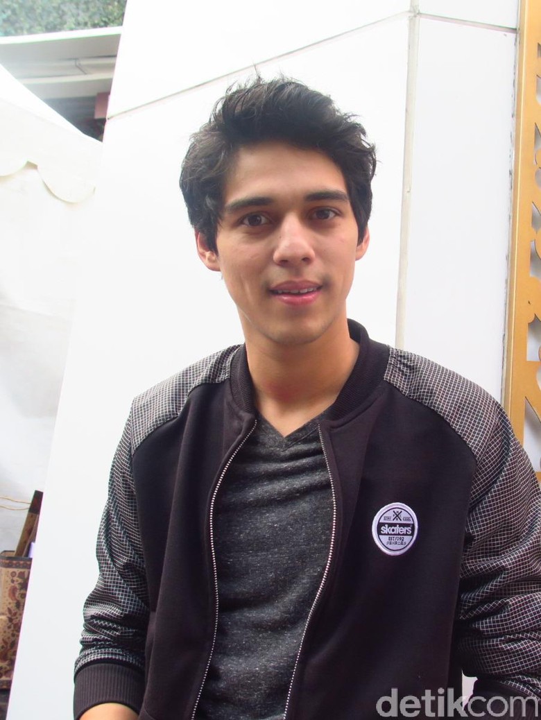 Sibuk Sinetrans BMBP, Maxime Bouttier Harapkan Libur Sehari Sibuk Sinetrans BMBP, Maxime Bouttier Harapkan Libur Sehari