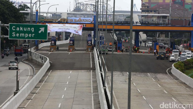 Ada Tol Akses Tanjung Priok, Sopir Truk Bisa Hemat Waktu 30 Menit Ada Tol Akses Tanjung Priok, Sopir Truk Bisa Hemat Waktu 30 Menit