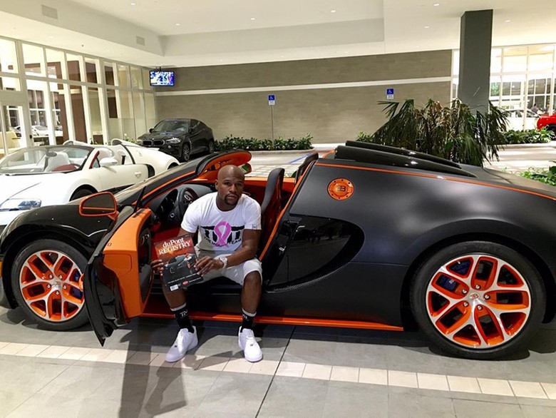 Bugatti Milik Floyd Mayweather Dijual Rp 52,4 Miliar Bugatti Milik Floyd Mayweather Dijual Rp 52,4 Miliar