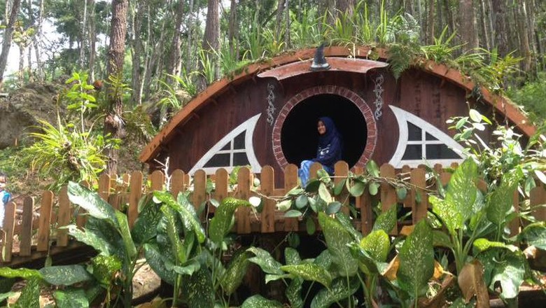 Wow, Ada Rumah Hobbit di Yogyakarta