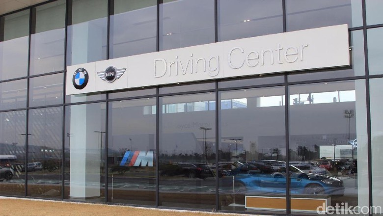 Ini Cara BMW Indonesia Goda Konsumen Premium Ini Cara BMW Indonesia Goda Konsumen Premium