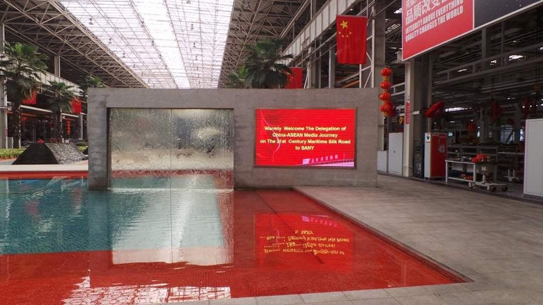 Melihat Pabrik Alat Berat China yang Investasi Rp 2,6 T di RI Melihat Pabrik Alat Berat China yang Investasi Rp 2,6 T di RI
