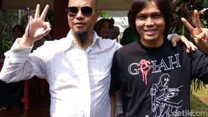 Dhani dan Once, Sahabat Lama yang Beda Pilihan di Pilgub DKI