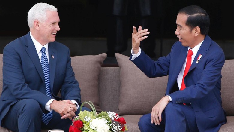 Jokowi dan Wapres AS Sempat Bicara Soal Freeport Jokowi dan Wapres AS Sempat Bicara Soal Freeport