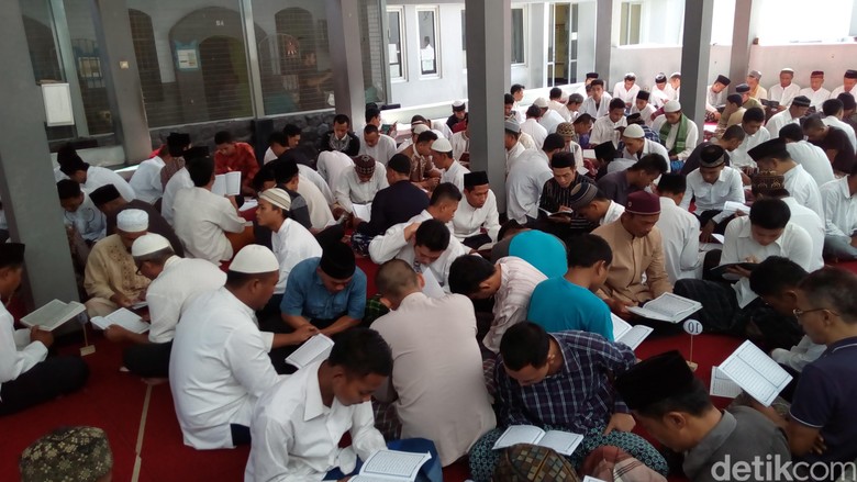 Napi Rutan Garut Gelar Khataman Alquran Napi Rutan Garut Gelar Khataman Alquran