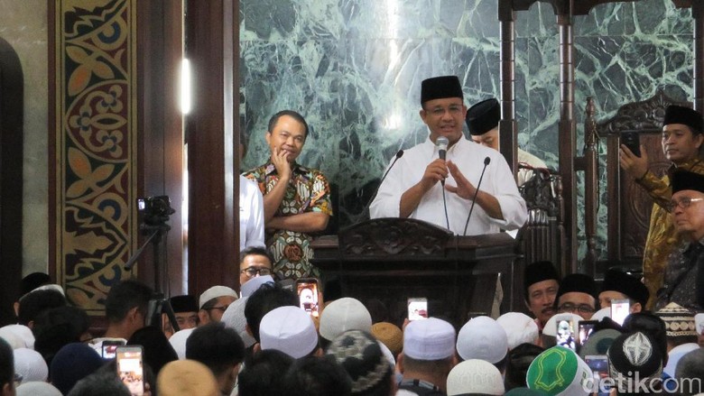 Saat Anies Ingat Janji Kampanyenya untuk Warga Bukit Duri Saat Anies Ingat Janji Kampanyenya untuk Warga Bukit Duri