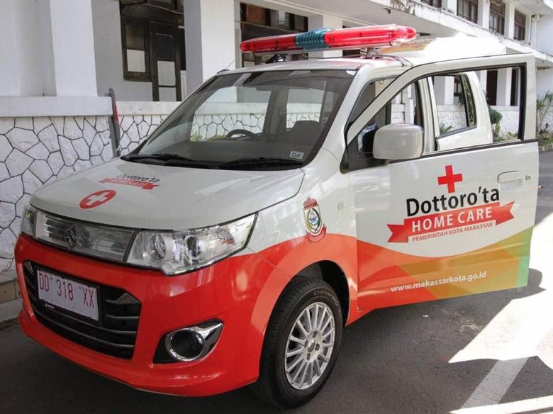 Ambulans Mini untuk Warga Makassar Ambulans Mini untuk Warga Makassar