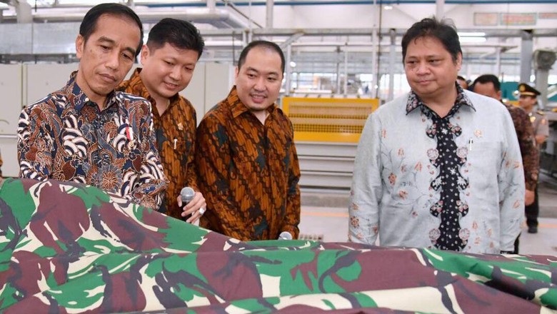 Jokowi: Tekstil RI Tidak Kalah dari Vietnam Jokowi: Tekstil RI Tidak Kalah dari Vietnam