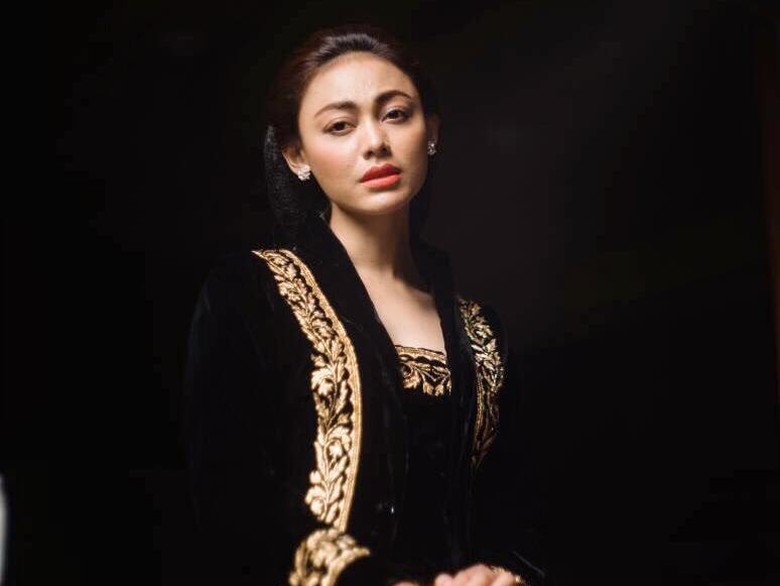 Senang Laudya Cynthia Bella Akan Menikah, Whulandary Sumbang Masakan Padang Senang Laudya Cynthia Bella Akan Menikah, Whulandary Sumbang Masakan Padang