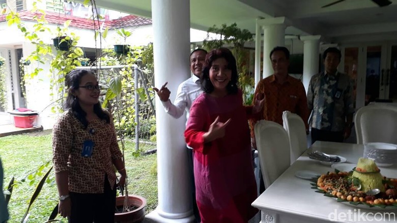 Dua Perayaan Susi di 21 April Dua Perayaan Susi di 21 April