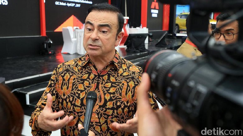 Pakai Platform yang Sama Mobil Nissan dan Mitsubishi Tetap Beda Pakai Platform yang Sama Mobil Nissan dan Mitsubishi Tetap Beda