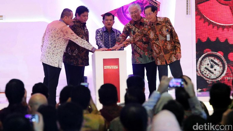 Canda JK: Kalau Tidak Macet, Ekonomi Kita Mundur Canda JK: Kalau Tidak Macet, Ekonomi Kita Mundur