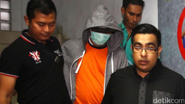 Kasus Ganja Iwa K, Polisi Buru 2 Orang Kasus Ganja Iwa K, Polisi Buru 2 Orang