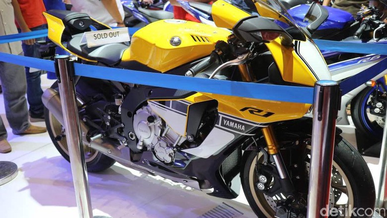 Moge Bertanda Tangan Valentino Rossi Seharga Rp 610 Juta Laku! Moge Bertanda Tangan Valentino Rossi Seharga Rp 610 Juta Laku!