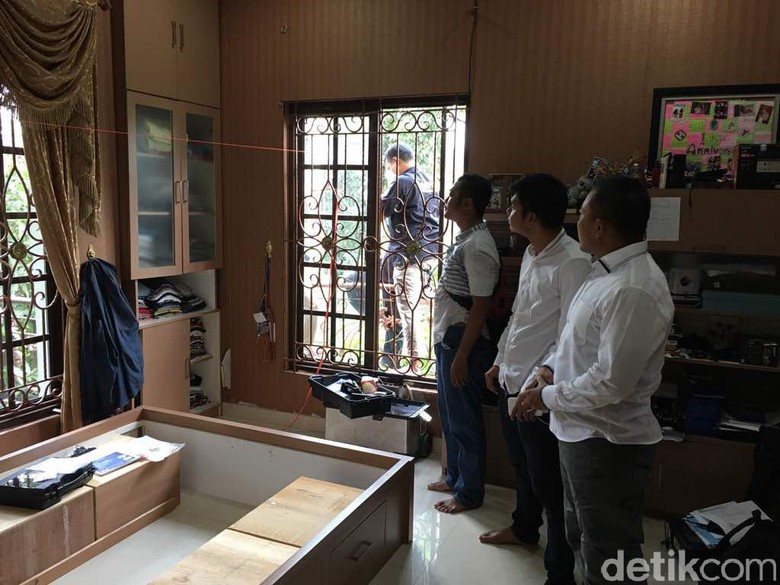 Ada Proyektil, Penembakan di Rumah Jazuli Dipastikan dari Senpi Ada Proyektil, Penembakan di Rumah Jazuli Dipastikan dari Senpi