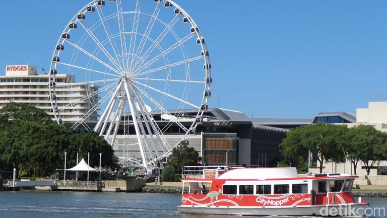 Foto: Menyusuri sungai naik kapal gratis di Brisbane (Fitraya/detikTravel) Foto: Menyusuri sungai naik kapal gratis di Brisbane (Fitraya/detikTravel)