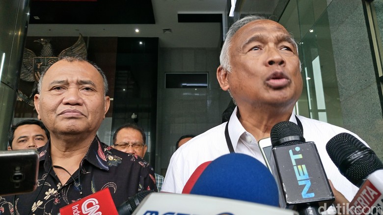 Eks Pimpinan Cerita soal Seringnya KPK Alami Intervensi Politik Eks Pimpinan Cerita soal Seringnya KPK Alami Intervensi Politik