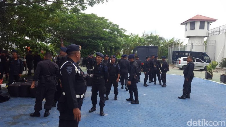 Hindari Ketegangan dengan Tahanan, Polisi Pantau Rutan dengan Drone Hindari Ketegangan dengan Tahanan, Polisi Pantau Rutan dengan Drone