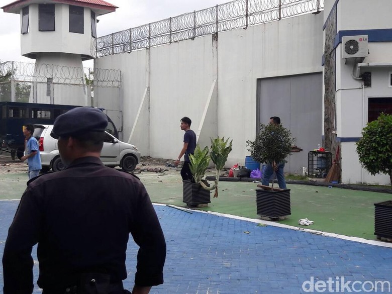 Penyebab Rusuh yang Berujung Kaburnya Ratusan Tahanan di Pekanbaru