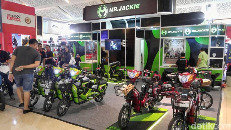 Sepeda Listrik China Serbu IIMS 2017 Sepeda Listrik China Serbu IIMS 2017