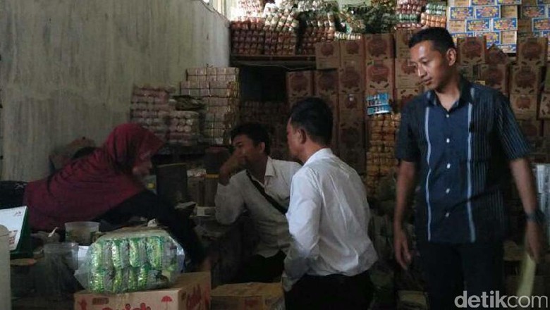 Cegah Penimbunan, Satgas Mafia Pangan Polres Pekalongan Sisir Pasar Cegah Penimbunan, Satgas Mafia Pangan Polres Pekalongan Sisir Pasar